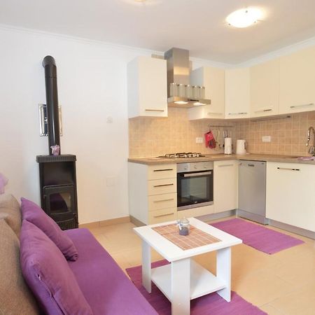Apartment Hrasta Vrana  Εξωτερικό φωτογραφία