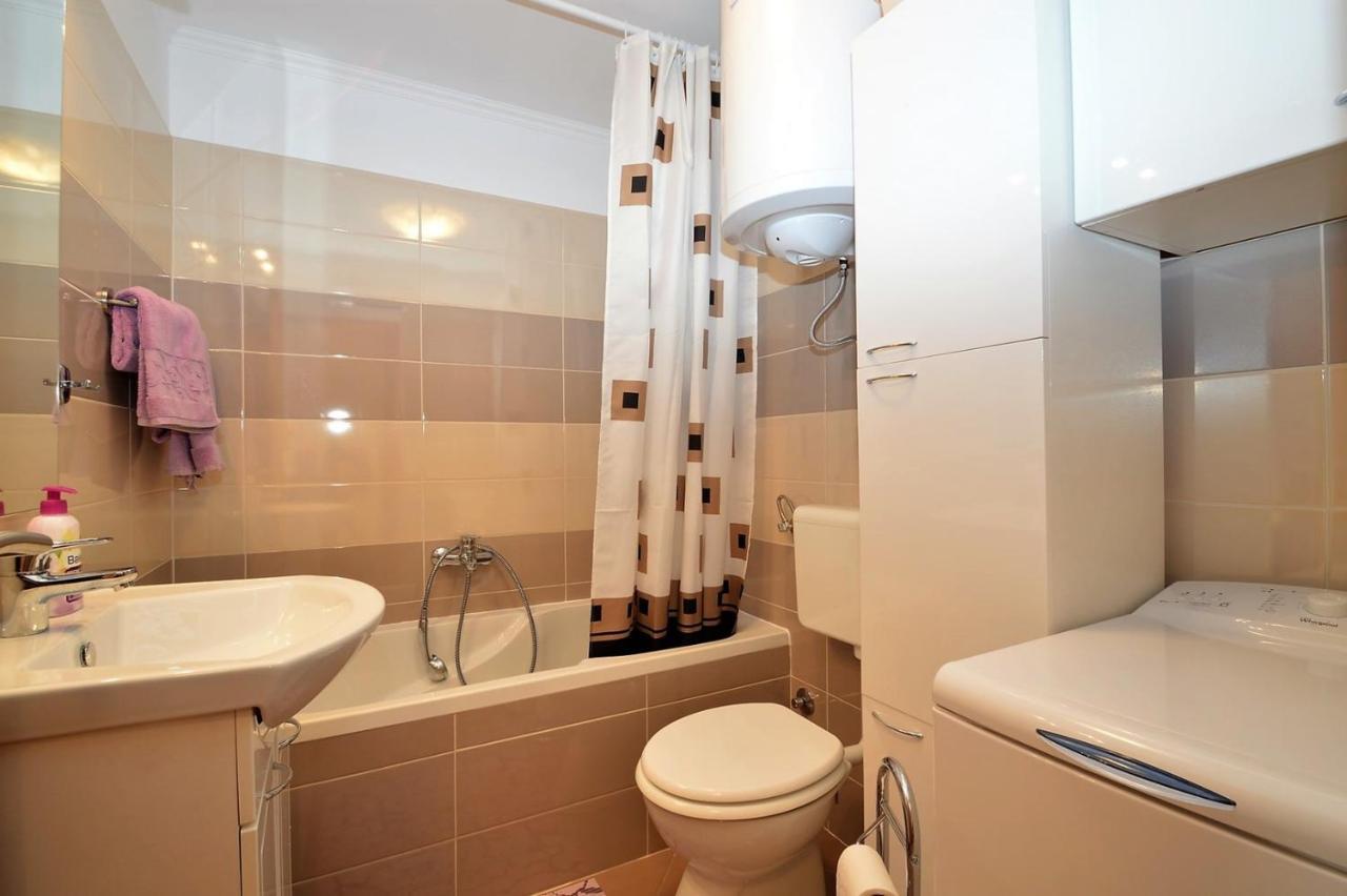 Apartment Hrasta Vrana  Εξωτερικό φωτογραφία