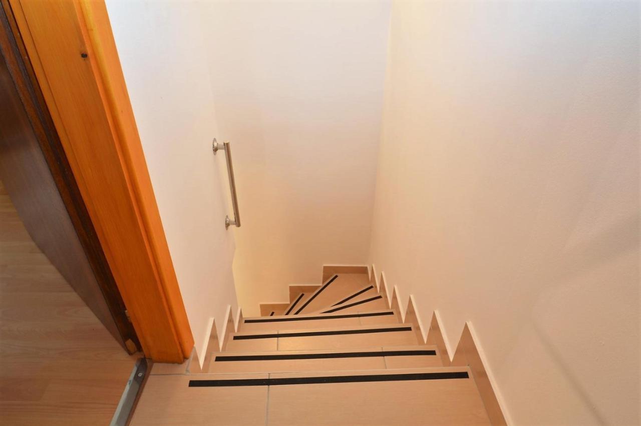 Apartment Hrasta Vrana  Εξωτερικό φωτογραφία